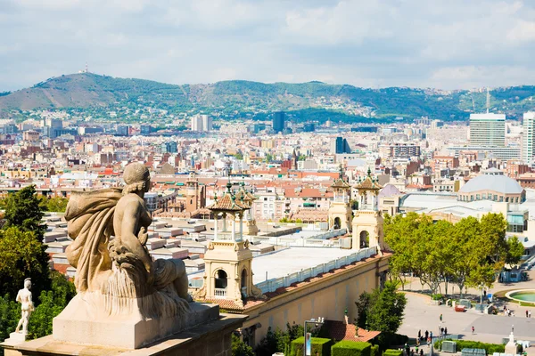 Vue aérienne de Barcelone depuis le Palais National — Photo