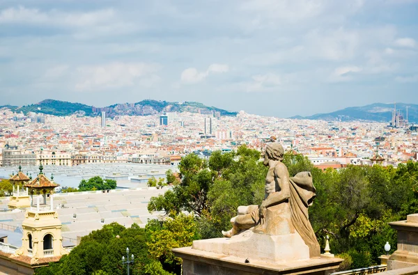 Вид с воздуха на Барселону из Национального дворца — стоковое фото