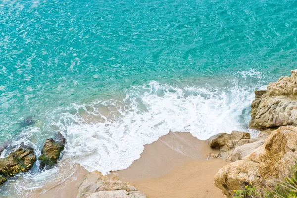 ชายหาดและทะเลเขตร้อน — ภาพถ่ายสต็อก