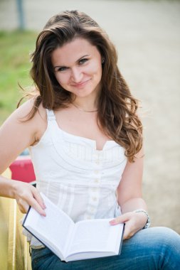 güzel kadın Parkı bir kitapta okumuştum.