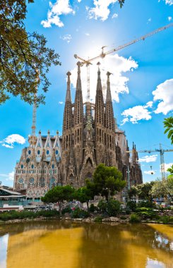 Barcelona'da Sagrada familia Tapınağı