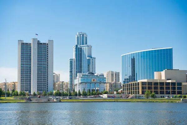 Yekaterinburg City rıhtımının manzarası.