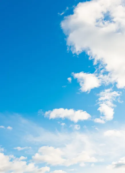 Céu azul bonito — Fotografia de Stock