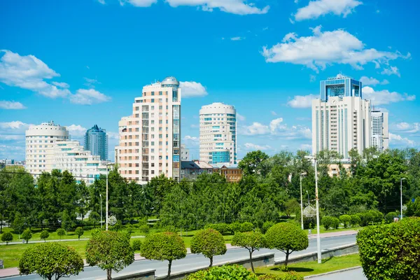 Parco urbano a Ekaterinburg, Russia — Foto Stock