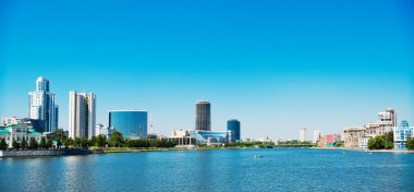 Yekaterinburg City rıhtımının manzarası.