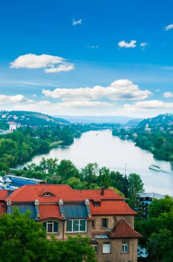 Görünüm Prag şehir ve vltava Nehri vysehrad Hill