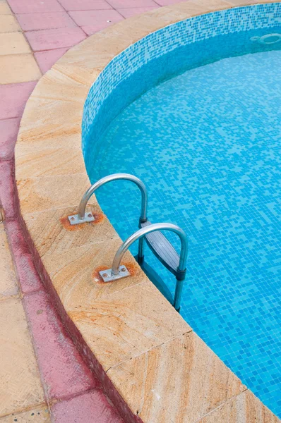 Swimming pool steps — Stock Photo, Image