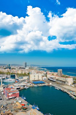 Barselona, İspanya liman bölgesinin havadan görünümü