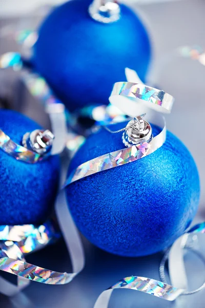 Blauwe kerstballen — Stockfoto