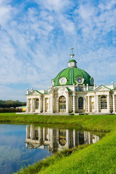 Grotto paviljongen — Stockfoto