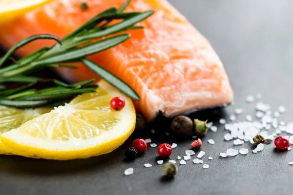 Salmone fresco — Foto Stock