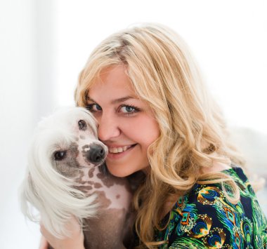 Çin tutmak kadın köpek tepeli