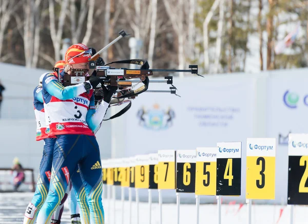 Valj Semerenko (UKR) em uma linha de firnig — Fotografia de Stock