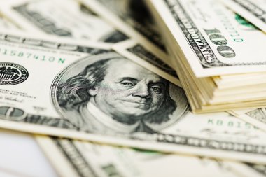 Yüz dolarlık banknotlar