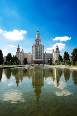 Moskova Devlet Üniversitesi