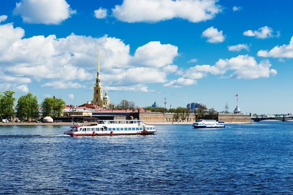 Peter och Pauls fästning — Stockfoto