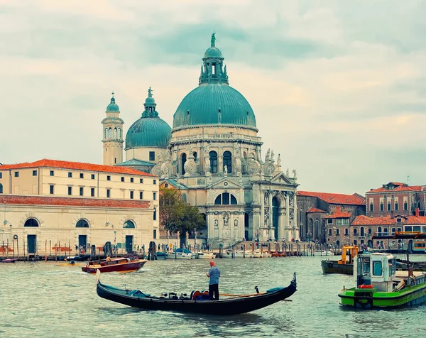 Базилика Санта-Мария-делла-Салют в Венеции — стоковое фото