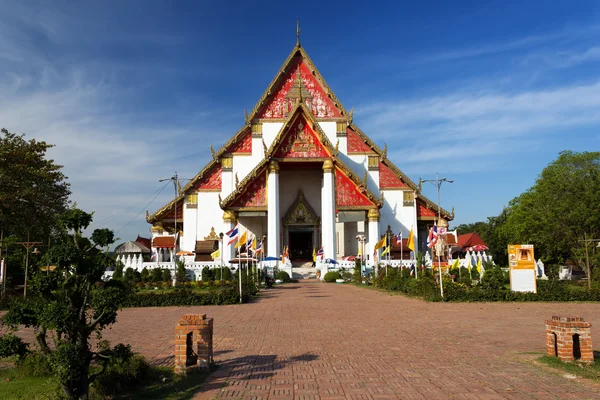 विहार्न फ्रा मोंगखॉन बोपीट मंदिर, अय्यूथया, थायलंड — स्टॉक फोटो, इमेज