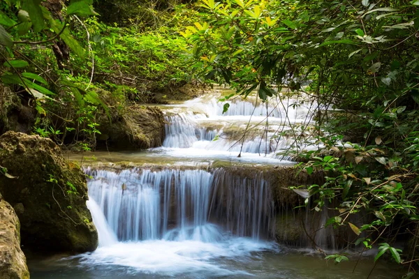 Waterval van Erawan, Kanchanaburi, Thailand — Stockfoto