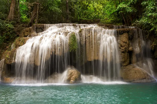 Erawan vodopád, Kanchanaburi, Thajsko — Stock fotografie