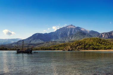 Tahtalı Dağı ve bay phaselis, Türkiye