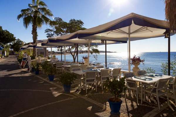 Cafe on the seafront in Side, Turkey — Stock Photo, Image