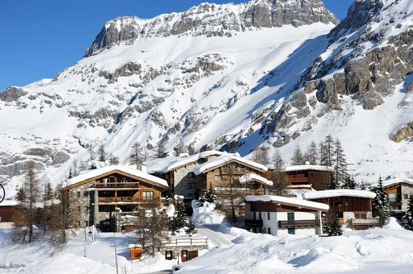 Stazione sciistica di montagna — Foto Stock