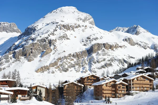 Stazione sciistica di montagna — Foto Stock