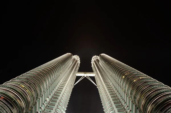 City skyline of Kuala Lumpur, Malaysia. Petronas Twin Towers. — Stock Photo, Image