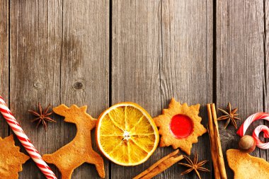 Noel ev yapımı zencefilli kurabiye