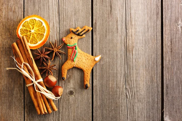 Jul hembakade pepparkakor rådjur cookie — Stockfoto