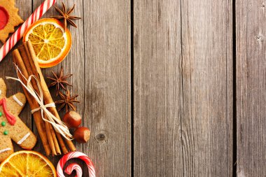 Noel ev yapımı kurabiye kurabiye ve baharatlar