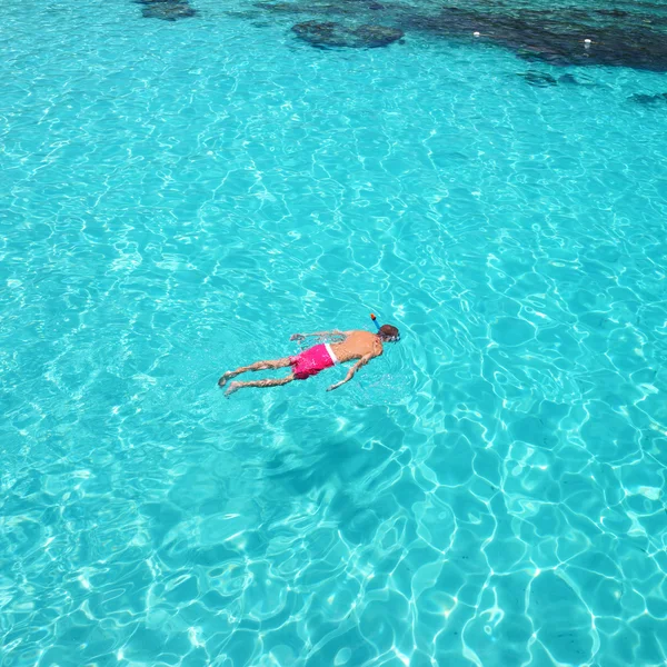 Man snorkeling — Stock Photo, Image