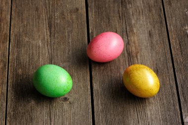 Renkli Paskalya yumurtaları