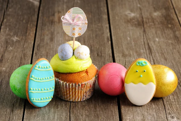 Easter homemade gingerbread cookies — Stock Photo, Image