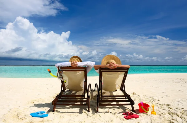 Paar op een strand — Stockfoto