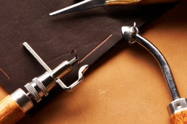 deri işçiliği araçları