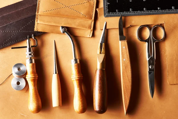 Leather crafting tools — Stock Photo, Image