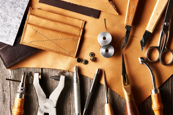 Leather crafting tools — Stock Photo, Image