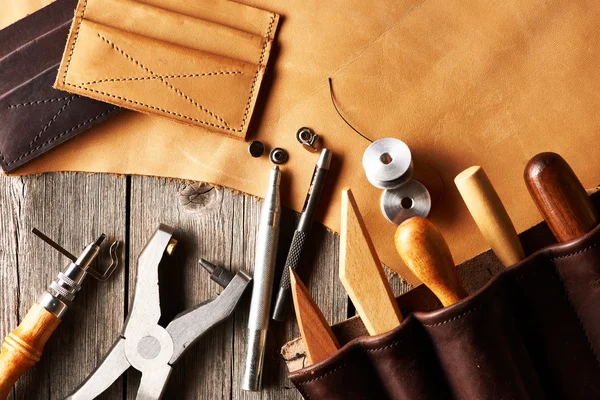 Leather crafting tools — Stock Photo, Image