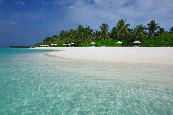 Schöner Strand auf den Malediven — Stockfoto