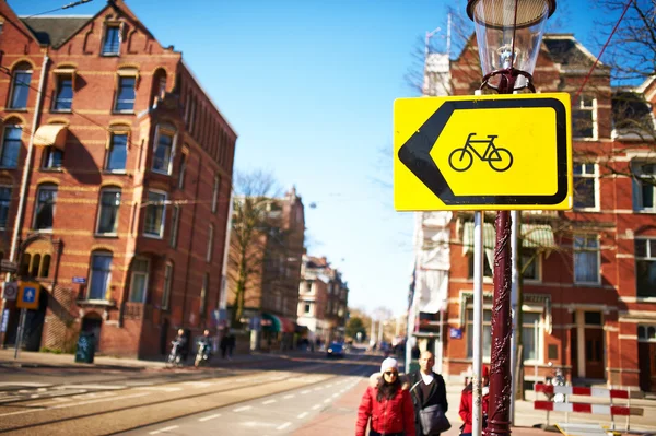 Straat in amsterdam, Nederland — Stockfoto