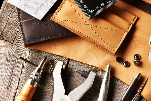 Leather crafting tools — Stock Photo, Image