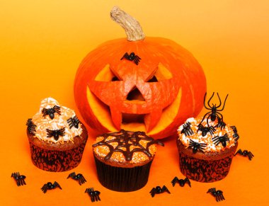 Cadılar Bayramı cupcakes