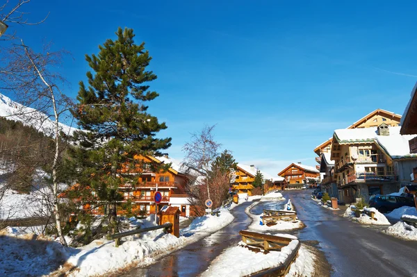 Mountain ski resort — Stock Photo, Image