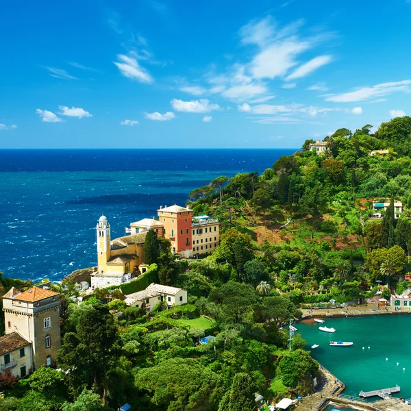 Portofino vesnice na Ligurském pobřeží, Itálie — Stock fotografie