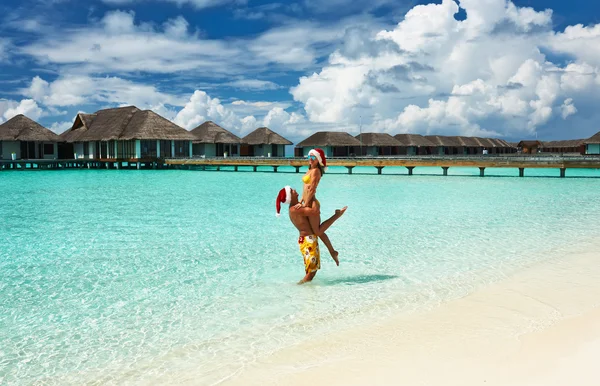 Couple on a beach at Maldives — Stock Photo, Image