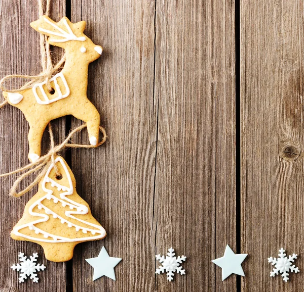 Kerstmis zelfgemaakte peperkoek koekjes — Stockfoto