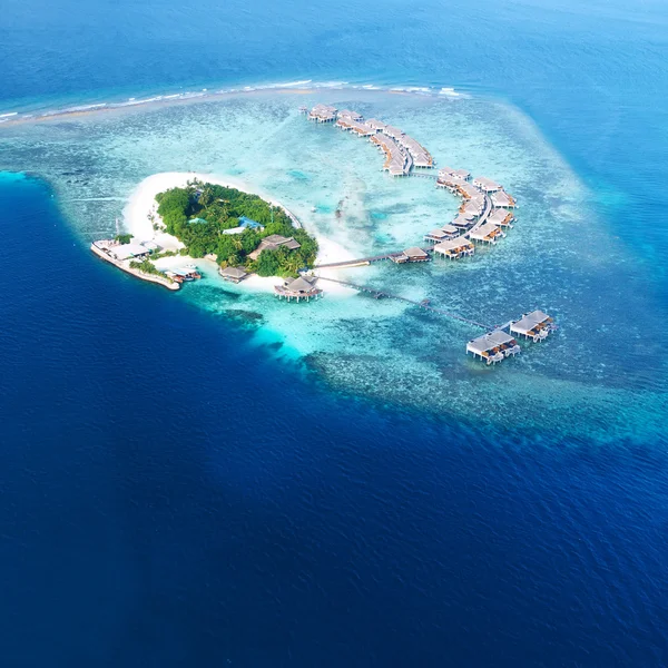 Pedaggi e isole nelle Maldive dal punto di vista aereo — Foto Stock