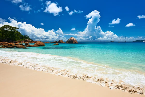 Spiaggia alle Seychelles — Foto Stock